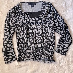 ISABELLA RODRIGUEZ Sweater Top Size Small